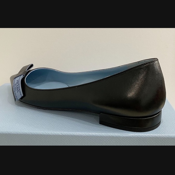 Authentic Prada Flat Shoes- New - Picture 3 of 5